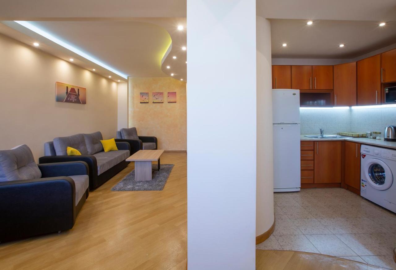 Umba Apartment N4 - Balcony And Mount Ararat View Jerevan Eksteriør billede